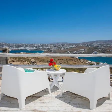 Mykonos Actor's Villa. 2 Bdrs, Private Mini-pool *