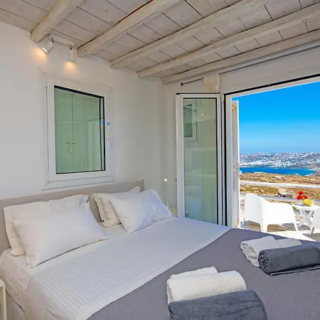 Mykonos Actor's Villa. 2 Bdrs, Private Mini-pool