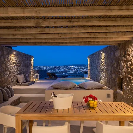 Mykonos Actor's Villa. 2 Bdrs, Private Mini-pool *