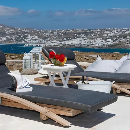 Mykonos Actor's Villa. 2 Bdrs, Private Mini-pool *